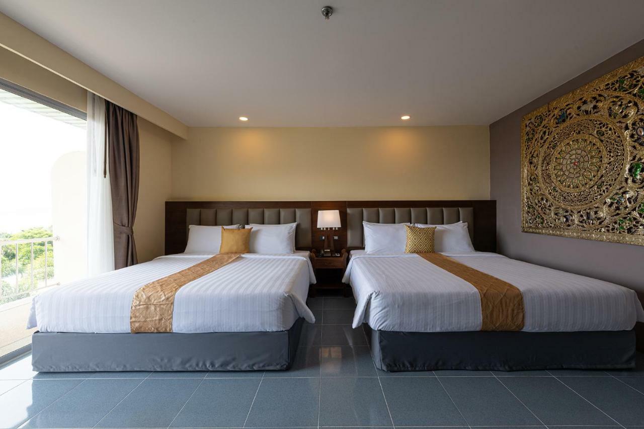 Blue Beach Grand Resort And Spa Rawai Exterior foto